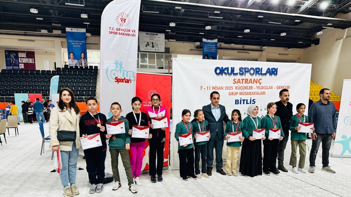 Satranç Takımımız Bölge Şampiyonu Olarak Mardin'e döndü.